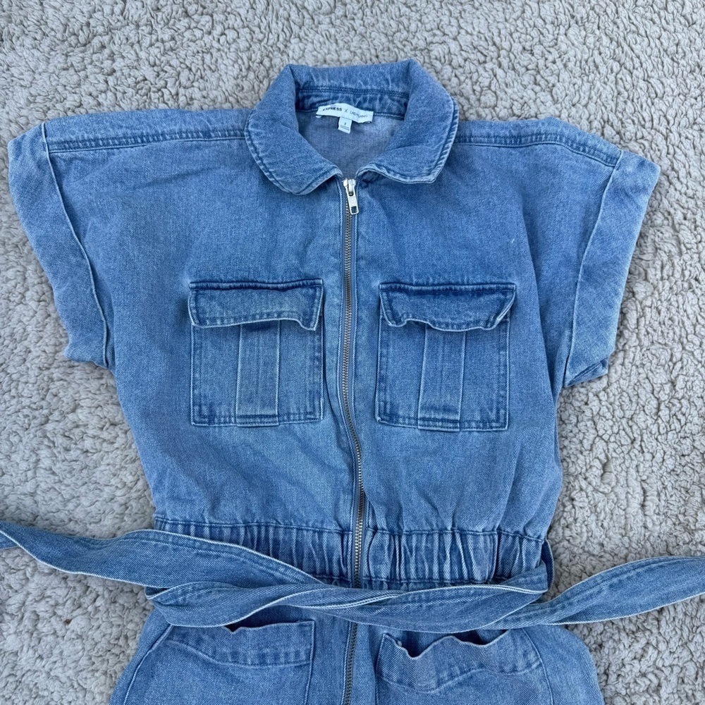 EXPRESS X LADYGANG DENIM JUMPSUIT ZIP JEAN UTILITY JUMPSUIT TIE WAIST Size 2 - Picture 4 of 9